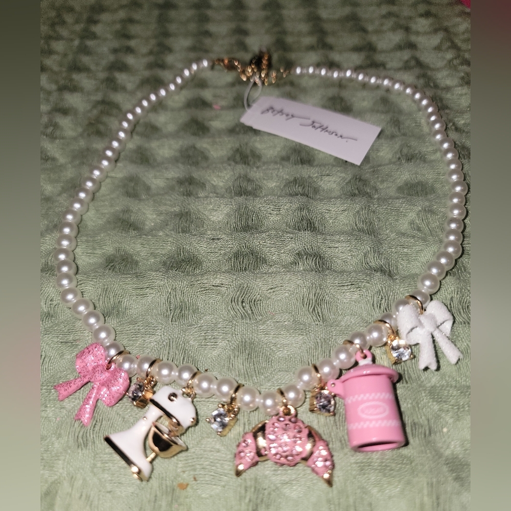 NEW NWT Betsey Johnson Baby Cakes Charm Necklace And Earrings